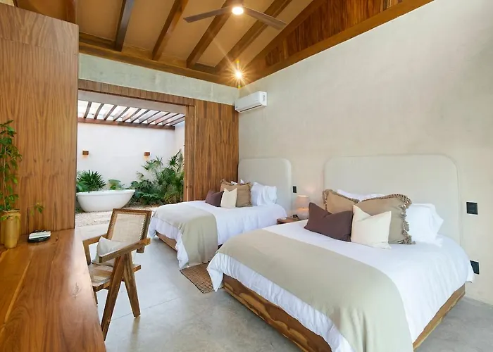 Casa Tropical 4br Pool And Enchanting Cenote *